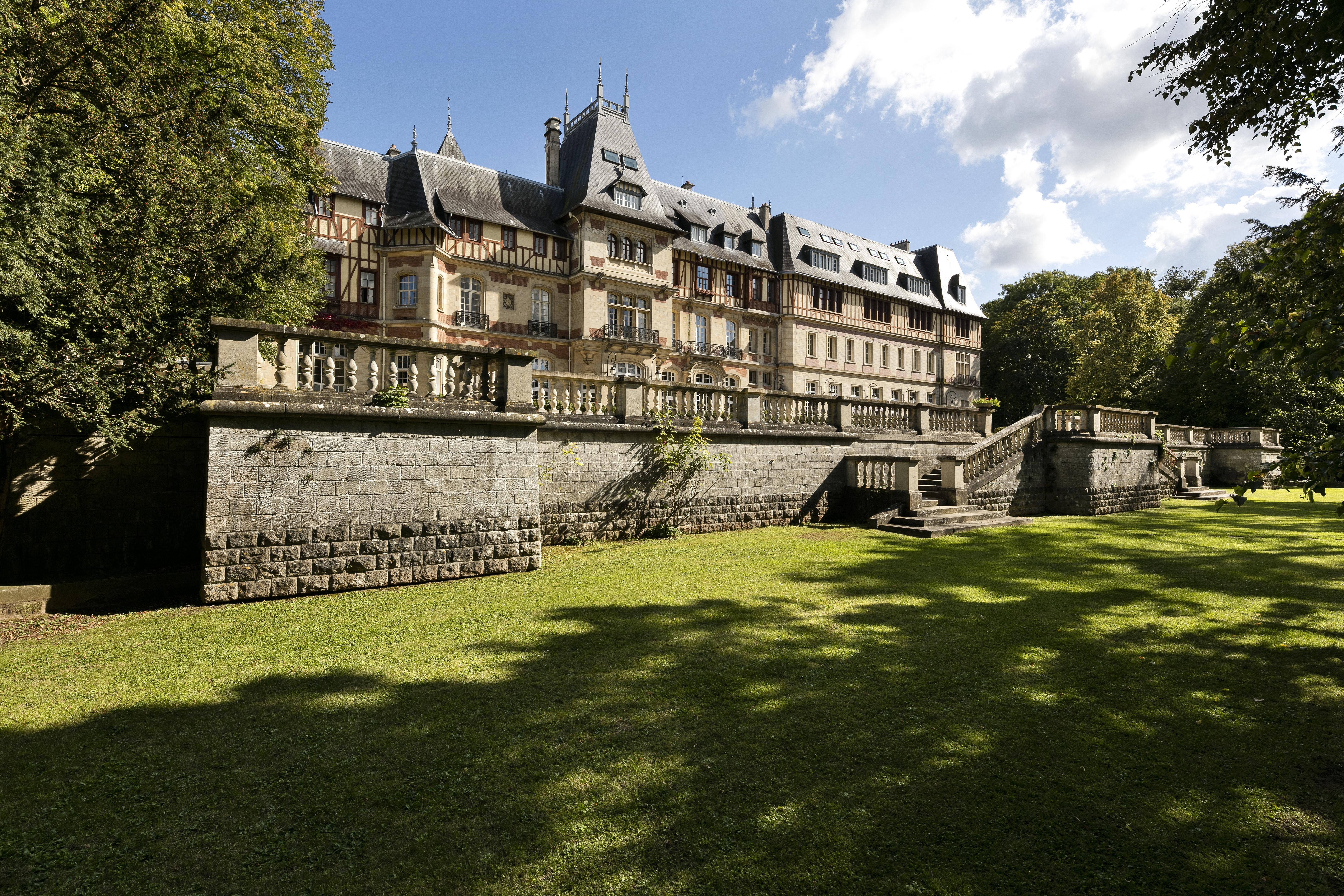 Chateau Jeanne & The Forest - Chateau De Montvillargenne Gouvieux Bagian luar foto